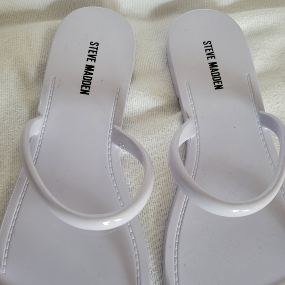 Steve Madden Pike white Jelly sandals - Picture 2 of 7